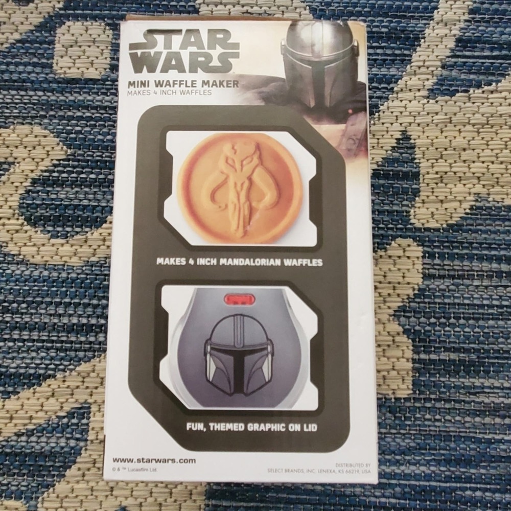 Star Wars Mini Waffle Maker, NIB,